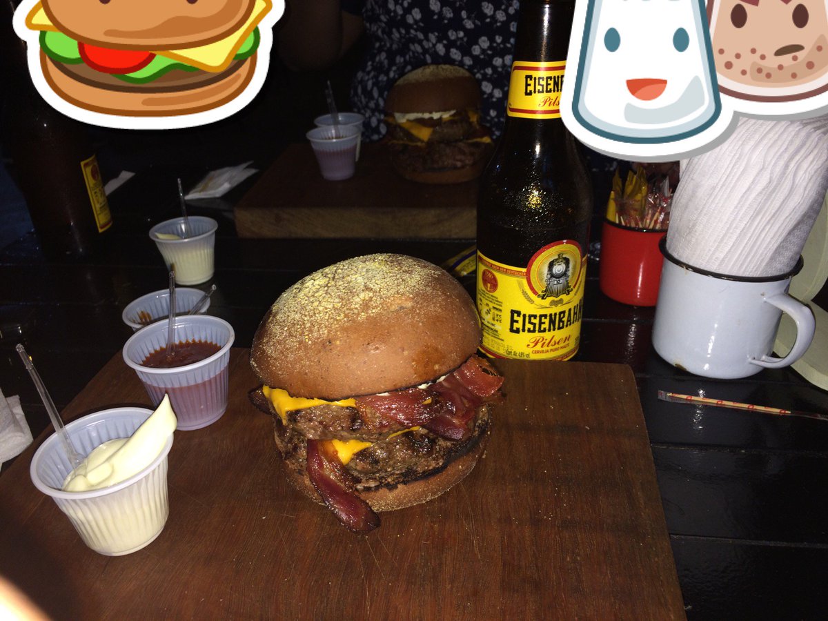 Top 👊 (@ Villa Gourmet Hamburgueria &amp; Massas in Itumbiara, Goiás) swarmapp.com/c/3RTylCO2YcO