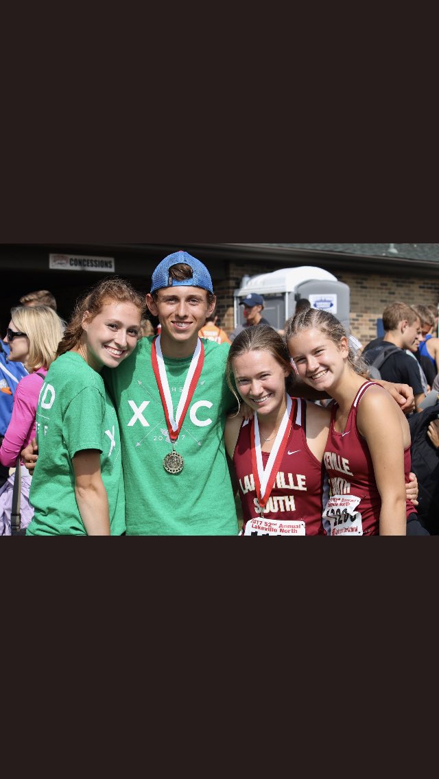 graceshaskey's tweet photo. HAPPY BIRTHDAY DOOD🎉♥️🎉♥️. @Jack_Otterson https://t.co/YgF2LhIJlA