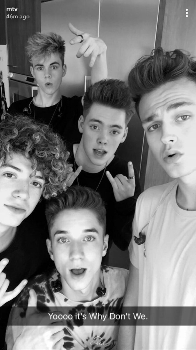 cleverdill's tweet photo. @whydontwemusic all lookin like a snack 🤔❤️ good luck tn happy 1 year to you guys #InvitationEPOutNow https://t.co/4pjHylNRcg