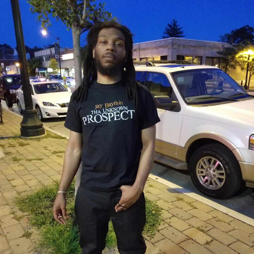 JayBaythin's tweet photo. #NewProfilePic Self #Promo is the best #PROMO #Baythin #ThaUnknownProspect #UPE ๐ฏgrand https://t.co/IB1sXZOeTl