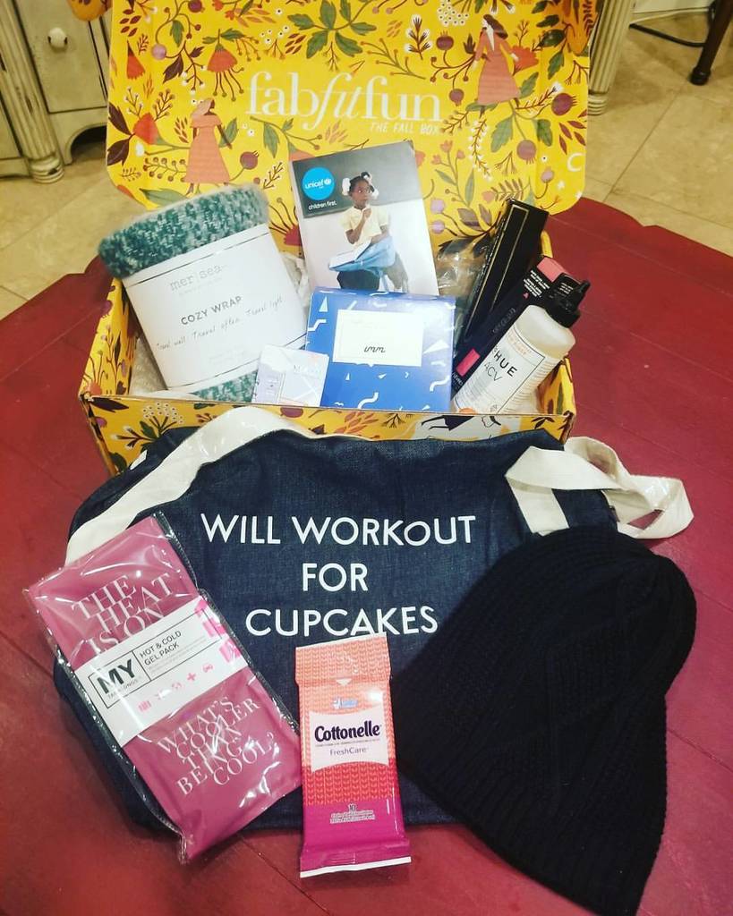 innerbombshell1's tweet image. Unveiling FabFitFun Fall Box- ift.tt/2ut41Ey #fabfitfun #fabfitfunfallbox #subscriotionbox #fall #fab #fit #fun #blog #blogger