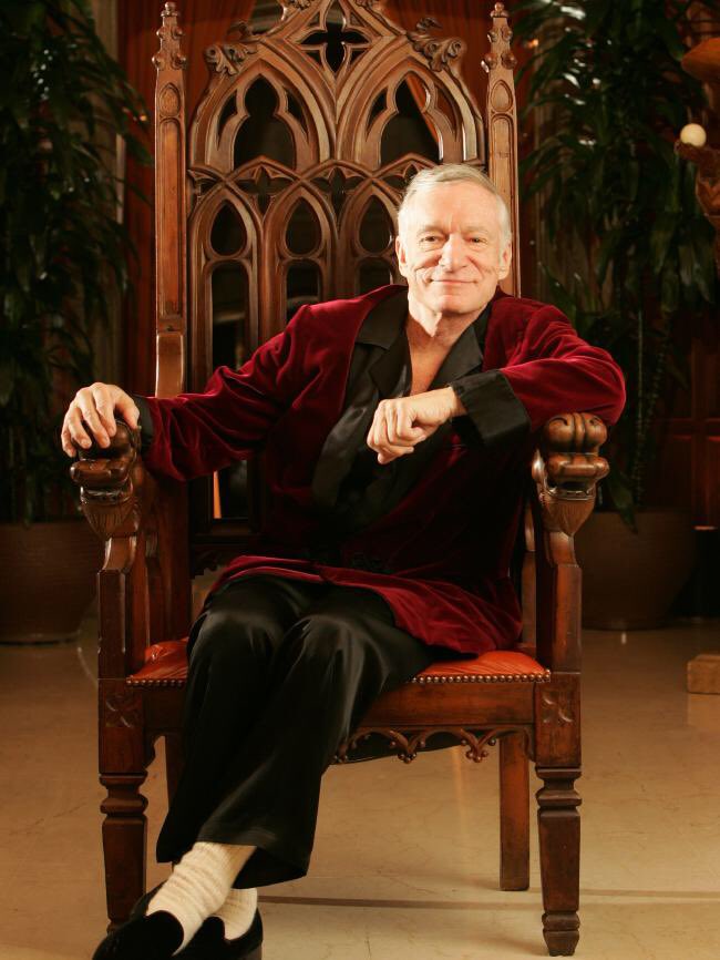 mamaqueenbe's tweet photo. #RIPHefner 🙌🏼 https://t.co/1tAgHu9sBe
