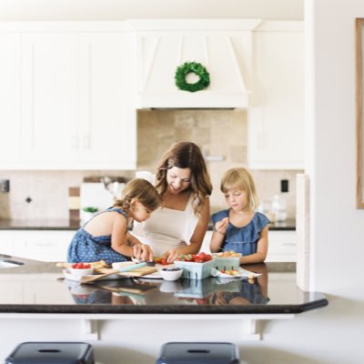 chefshayna's tweet photo. #NewProfilePic &amp; brand new website! Check it out https://t.co/sVBZ4Fy8qR