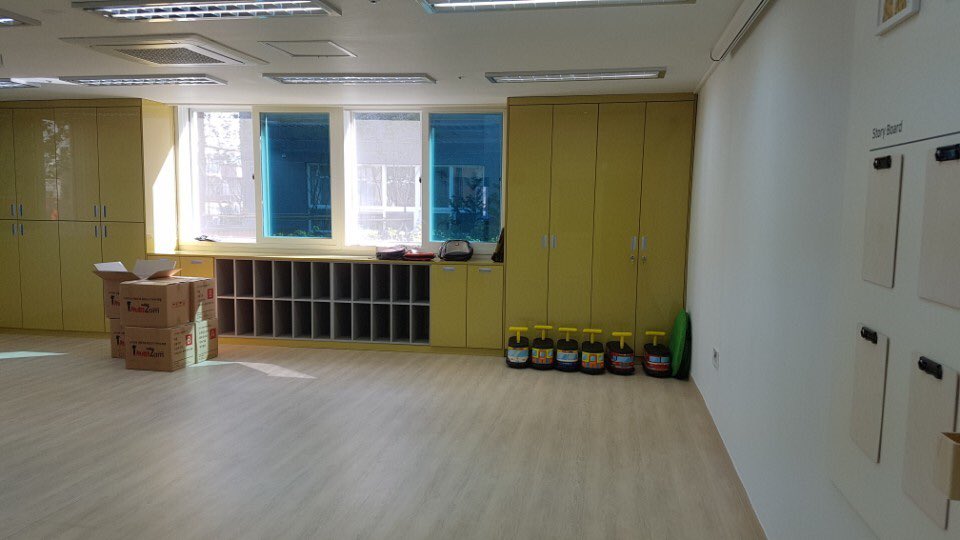 #성남시 #아동보육과
<성남2 위례2 국공립어린이집이 10월 10일 개원합니다>
LH에서 건축한 아파트인 모란장 옆 성남2 어린이집과 위례동에 건축한 아파트에 국공립어린이집을 신속하게 개원하기 위해 신속하게 추진하고 있습니다.