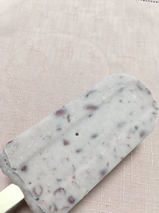 あずきバーはなぜ凶器になる程硬い 太る原因のカロリーや糖質はどうか 進化への道