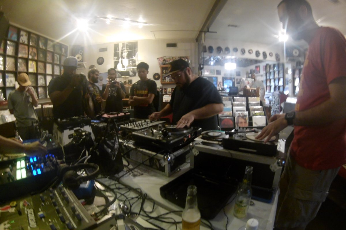 ARTofSKRATCH's tweet photo. @Heights_Vinyl #monthly #Kutthouse #htx #culture #AOS 
Rt https://t.co/rWAW6DDjCv