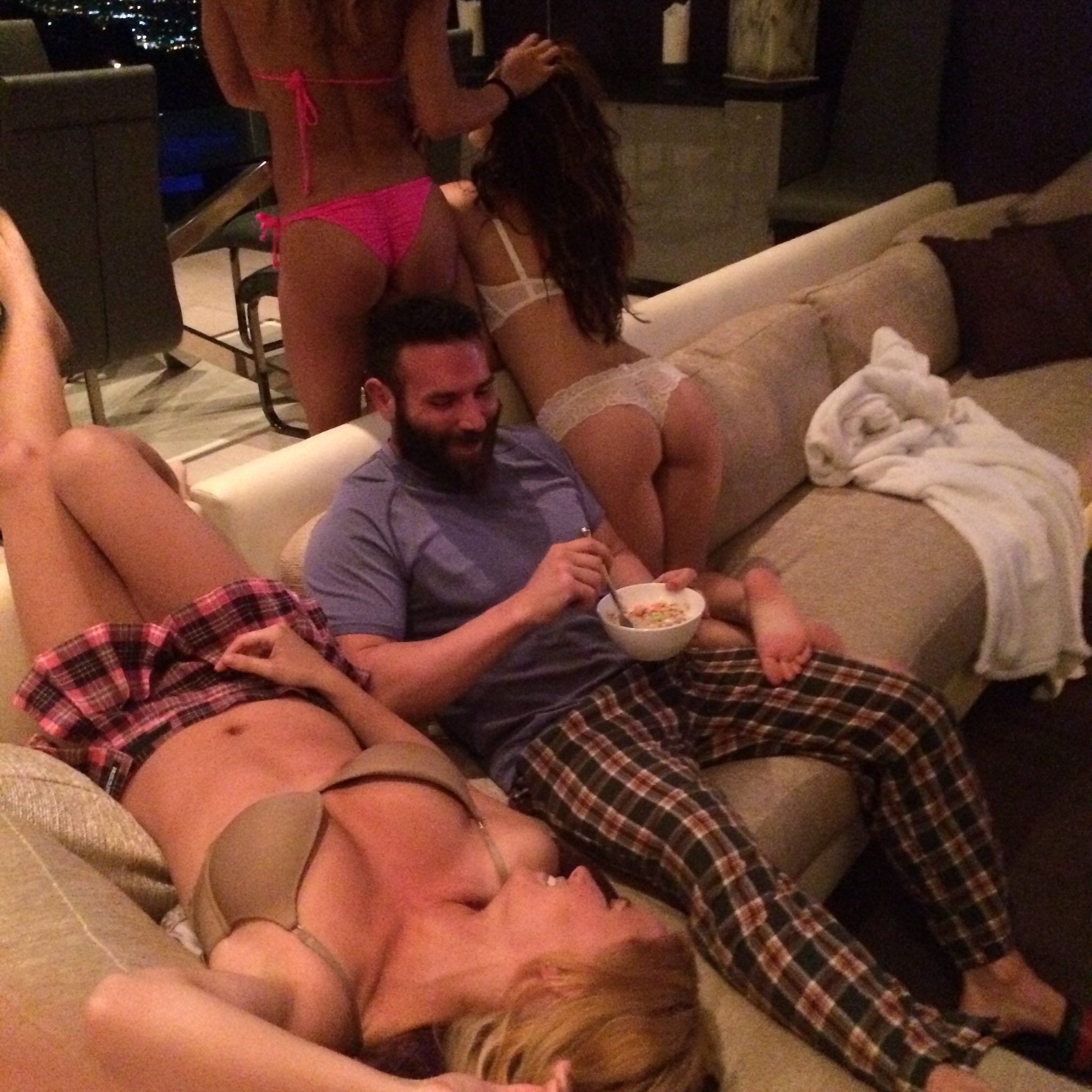 Dan Bilzerian on Twitter.