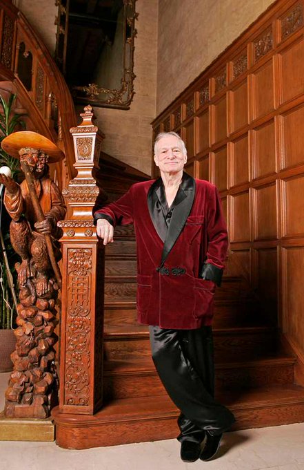 R.I.P Hugh Hefner "The Man, The Myth, The Legend" https://t.co/mua2C4ft8P