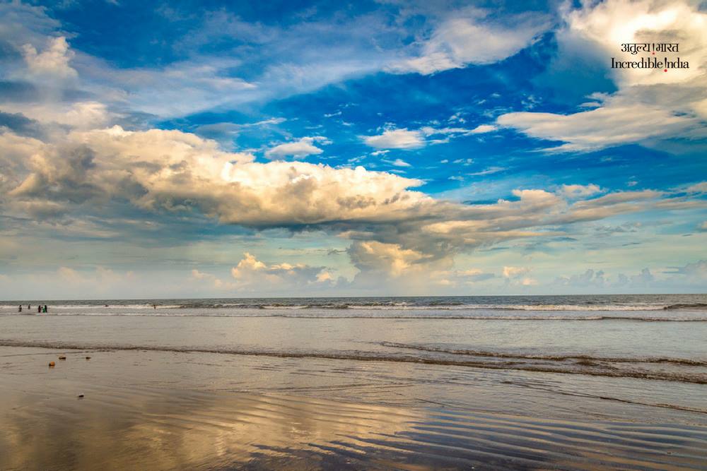TrojanHoliday's tweet photo. Reach out to the tranquil #Tajpurbeach
Make a #trip with your friends or family to #westbengal 
more info:
Mob-011-42533333
#trojanholidays https://t.co/85FdaTho8f