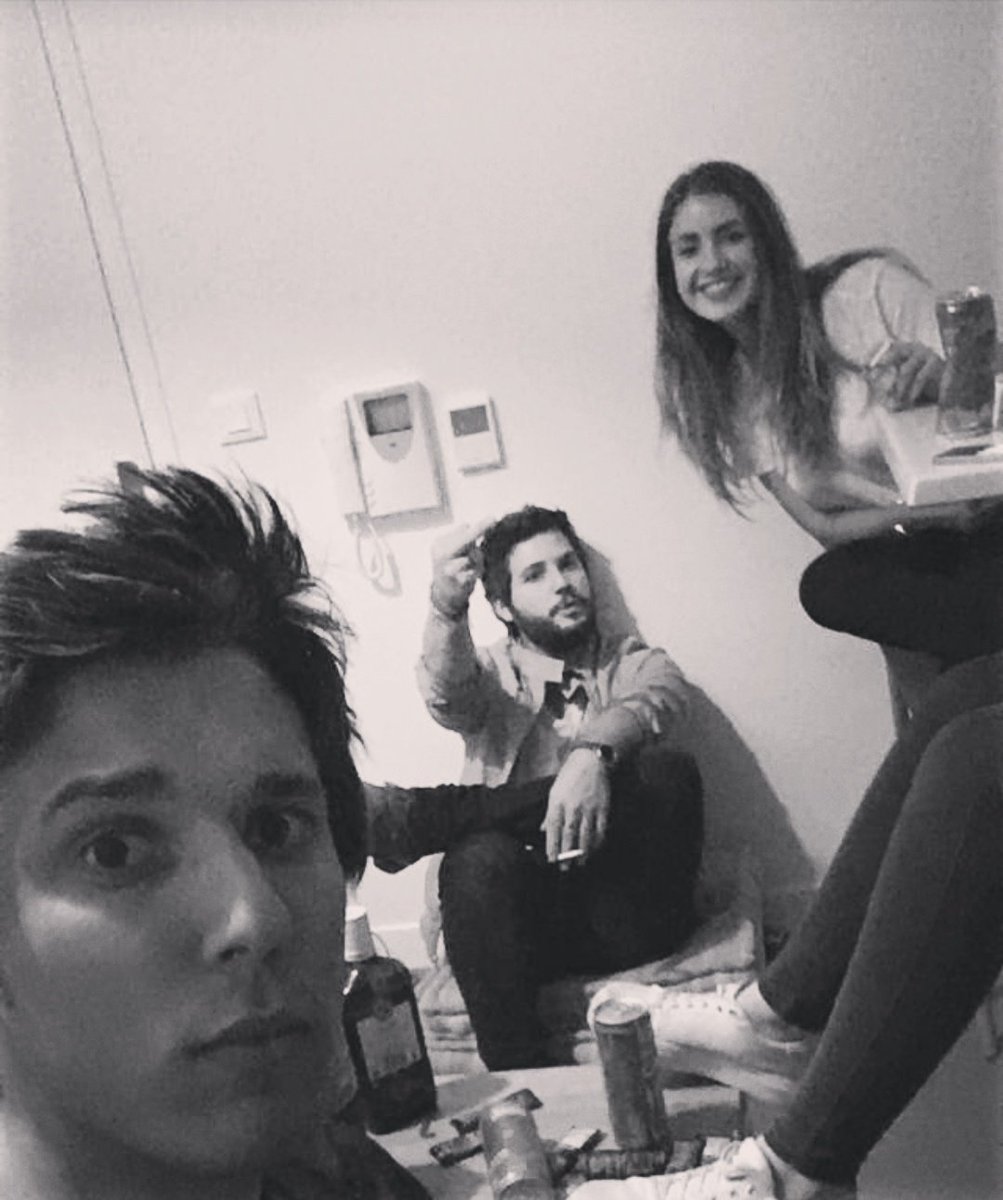 MaximeCorrea's tweet photo. Friendship ✴️ https://t.co/H2Xt5OwU35