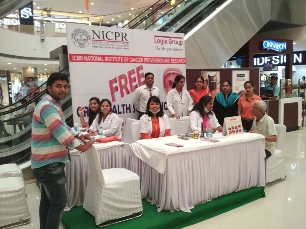 IndiaVsCancer's tweet photo. Oral Health Screening Camp organized by NICPR at Logix City Centre Mall 
#oralhealthscreening
#logixcitycentermall
#nicpr
#noidacitycenter https://t.co/erd48CPN10