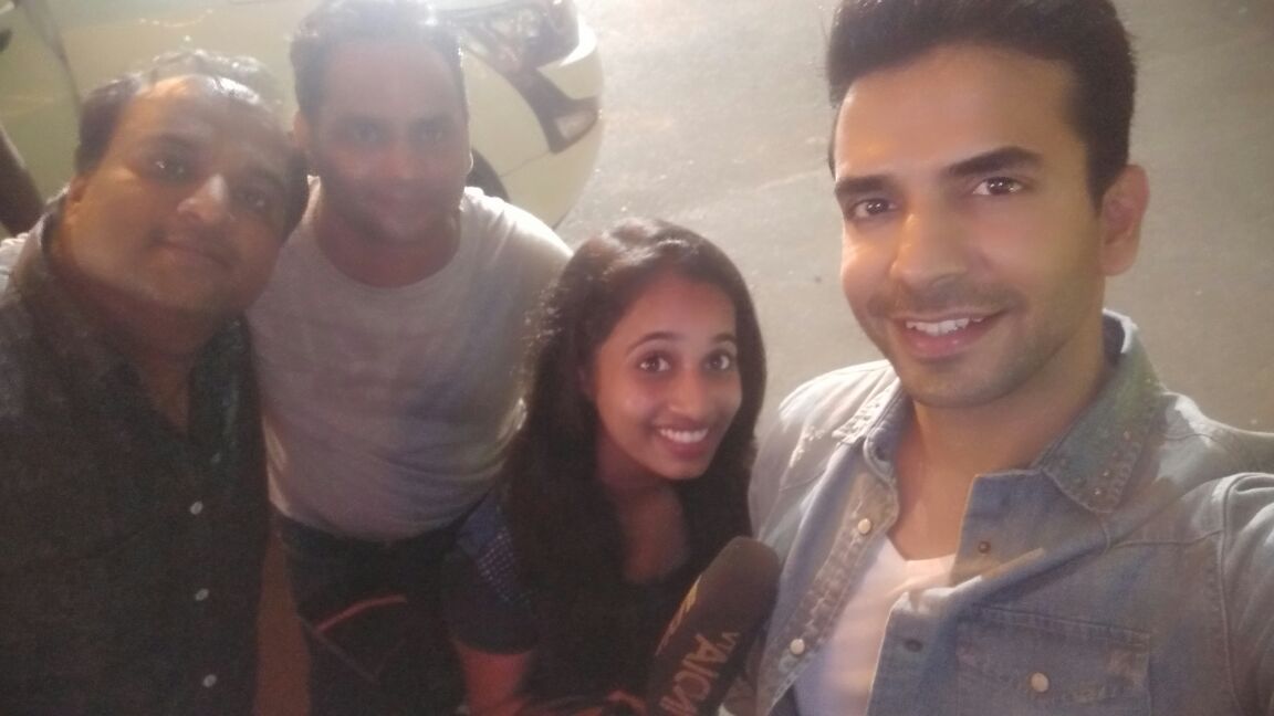 ketanranga's tweet image. Actor @ManitJoura visits @RangiloRe and dances to the #garba tunes with the #crowd #Nesco #Navratri