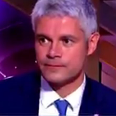 LRipoublicains's tweet photo. Wauquiez AVANT/APRÈS avoir été démasqué de son mensonge par Pujadas #angelamerkel https://t.co/RX3G42iDZV