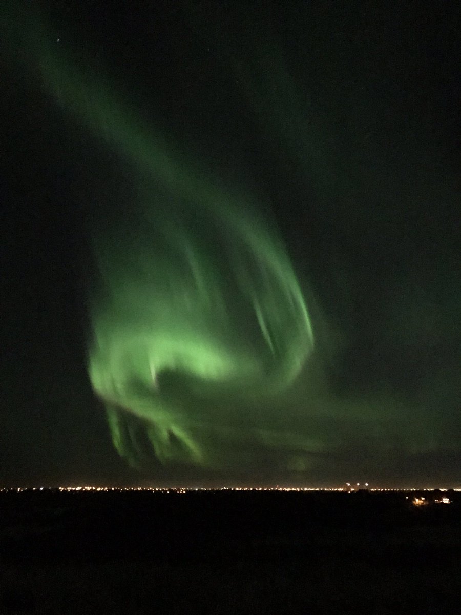RashiMD's tweet image. Northern Lights - phenomenal (even from an iPhone)