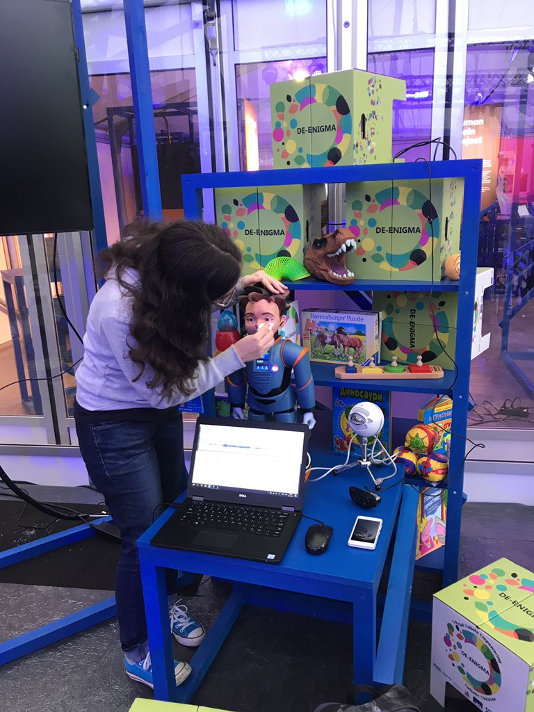 Pauline is beautifying Zeno for the big day tomorrow! #H2020 #TallinnDigitalSummit #deenigma #utwente