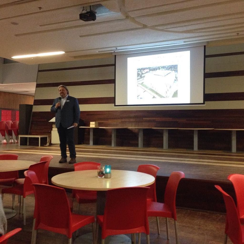 Heerlijk #duurzaam ontbijt @metzocollege en inspirerend verhaal @ruudvantendris in #doetinchem #innovatie ift.tt/2k3hbUO