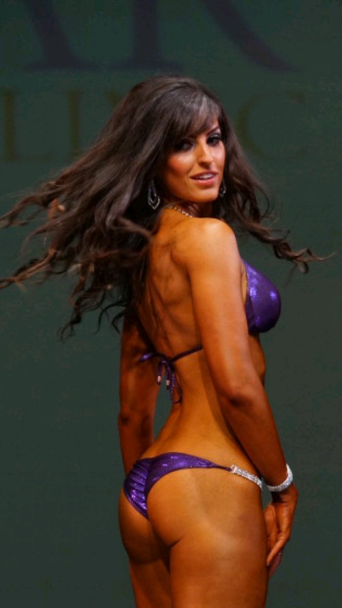 just_jess3's tweet photo. #tbt to #bcabba provincials and that hair flip PC: david aboody #bikini #fitgirl #best #vnft https://t.co/KcIJbpR3sc