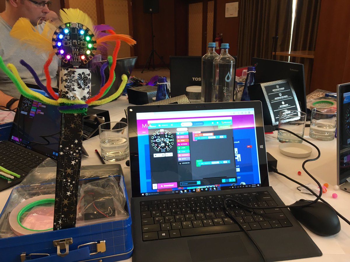 EmanMousheir's tweet photo. #MicrosoftEdu #MLCSummit time for some fun n learn with #MakeCode i wonder what Kids can creat !! Thats my Mr scary haired wound https://t.co/qQibV66mhe