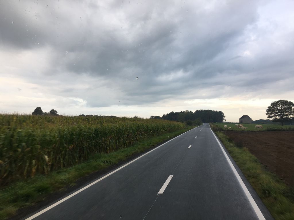 MSVoskenslaan's tweet photo. Donderdag, angstvallig afgewacht gezien de weersvoorspelling die ons al de hele week💧💦⛈☔️☂️ beloofde. Het lijkt mee te vallen. #gwpmassembre https://t.co/ReBVGRCXbZ