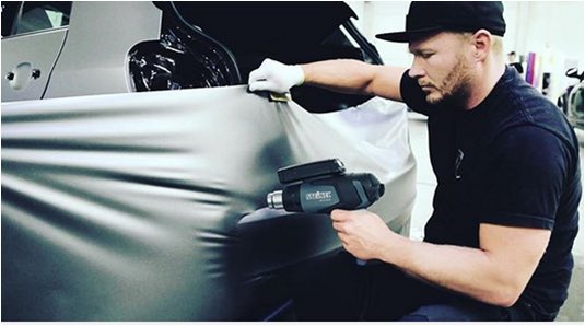 STEINEL_PRO's tweet image. DAS #Werkzeug um #Autos professionell zu folieren! Der HG 2120 E, inkl. einem 7,5m langen Kabel &amp;amp; dem Temperaturscanner HL Scan. #Carwrapper
