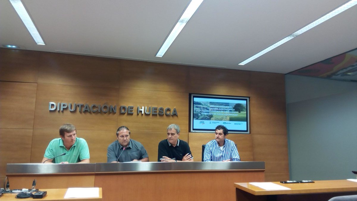 .<a href="/EPSunizar/">Escuela Politécnica Superior</a>-<a href="/CampusHuesca/">Campus de Huesca</a> estudia la mejora en el  manejo de #prados y cultivos forrajeros,con ganaderos del Pirineo
campushuesca.unizar.es/noticias/la-es…