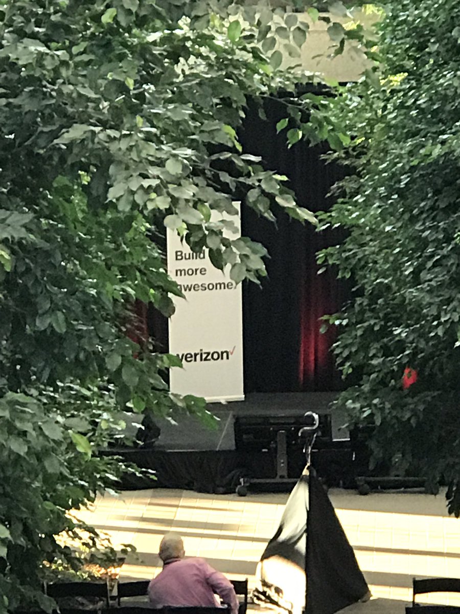 stonejoshstone's tweet image. Here we see the illusive DevOps, in her natural habitat. Crikey! #devopsvz