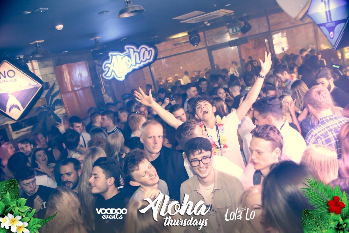 AlohaThursdays's tweet photo. 👑#AlohaCompetition 👑
TONIGHT at @LolaLoMCR win:
✨5 Free Entries💸
✨2 Bubbly🍾
✨1 Table💎
✨Q-Jump💃
RETWEET to win📲
Winner announced 8pm💋 https://t.co/L8nMqDUWqB