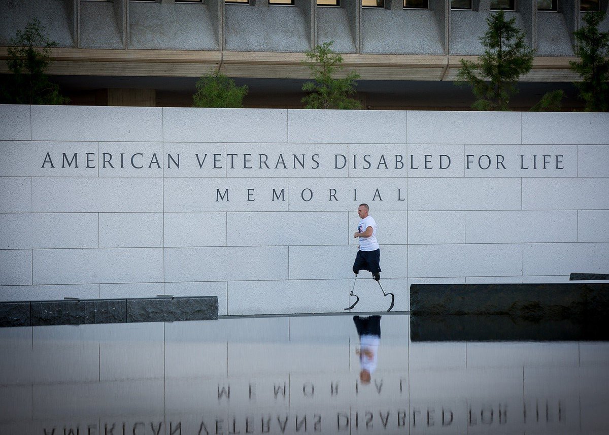 abc7gmw's tweet image. 31 marathons, 31 days, 31 cities. Meet the inspiring man running to support wounded veterans at 9:15am on #GMW @ABC7Autria  @RobJonesJourney