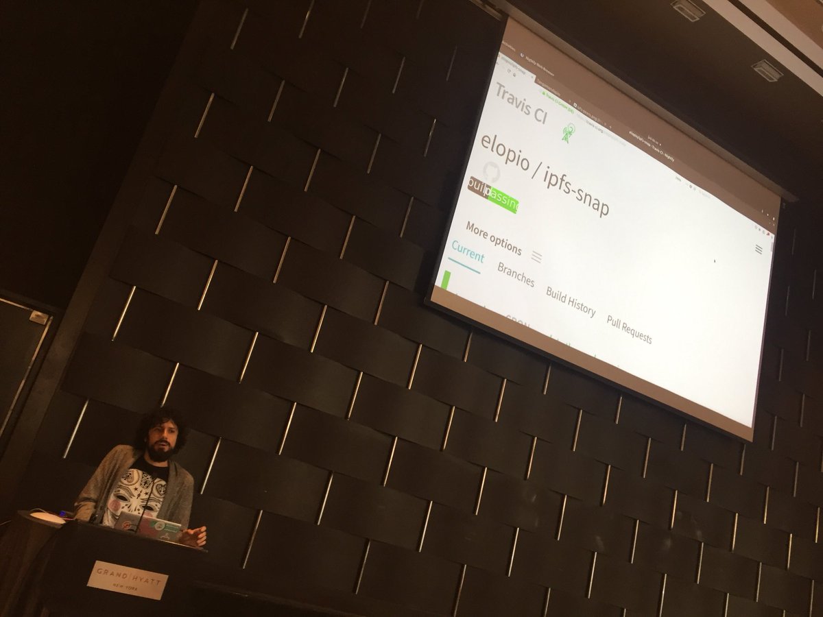 #UbuntuRally @yoelopio talking about #ci, testing, #ipfs