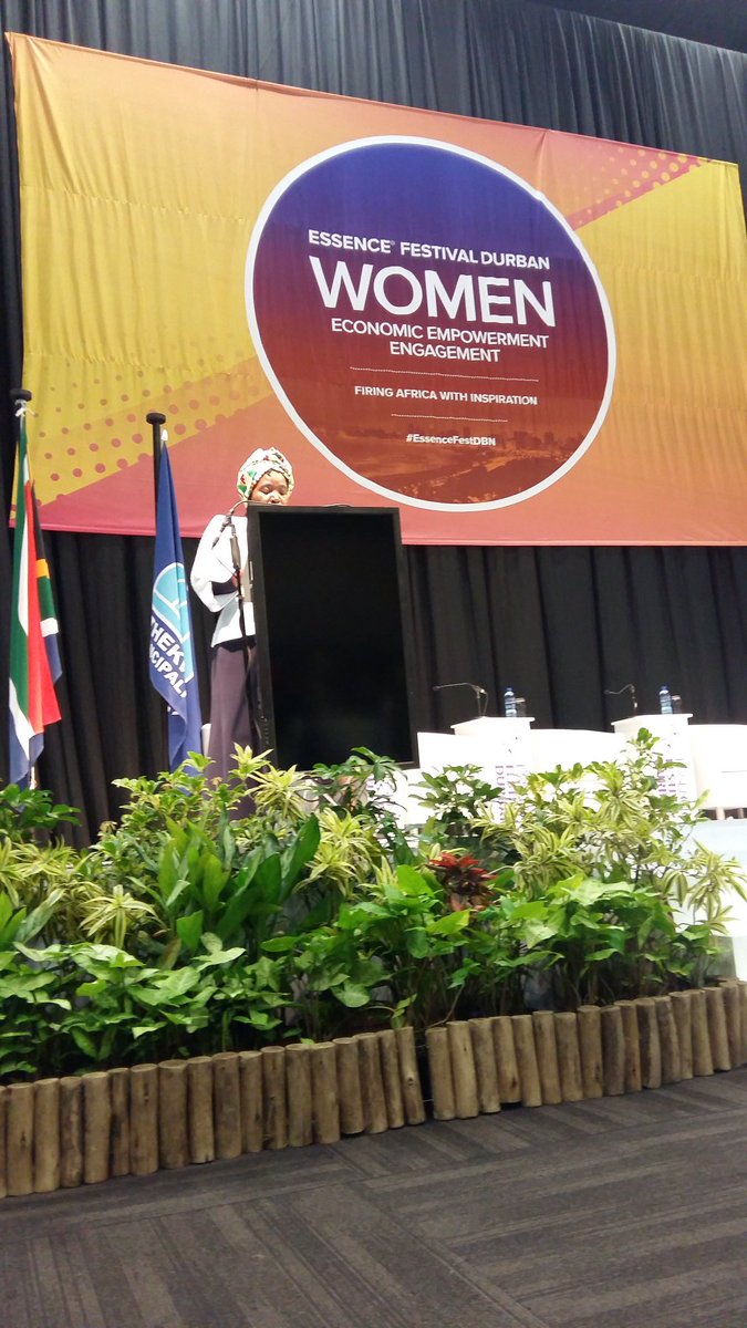 MojoIOL's tweet image. Dr Dlamini-Zuma says women underestimate the power of consumers #EssenceFestDBN #EssenceFestDBN17 @IOL