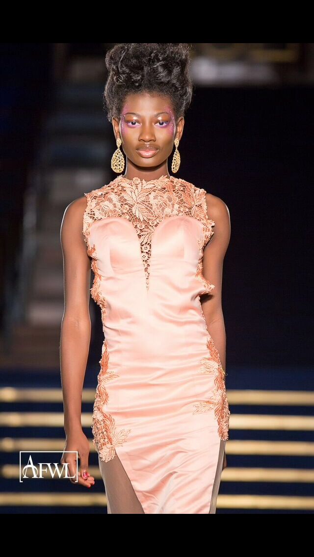 africafwl's tweet photo. Beautiful lace detailing on the Valerie Azinge gown at #afwl2017 @valerieazingeatelier https://t.co/wmICgQ6pxF