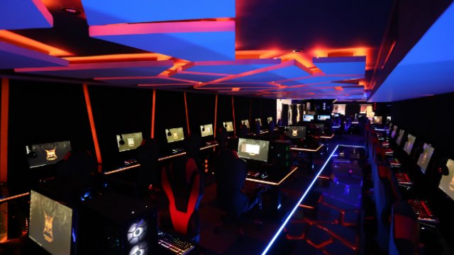 TechSpot_india's tweet photo. Nemesis Gaming and Asus are bringing a state of the art ‘ROG Certified Café’ to Chennai https://t.co/1eBROxSAfq https://t.co/hHV4XTVhmj