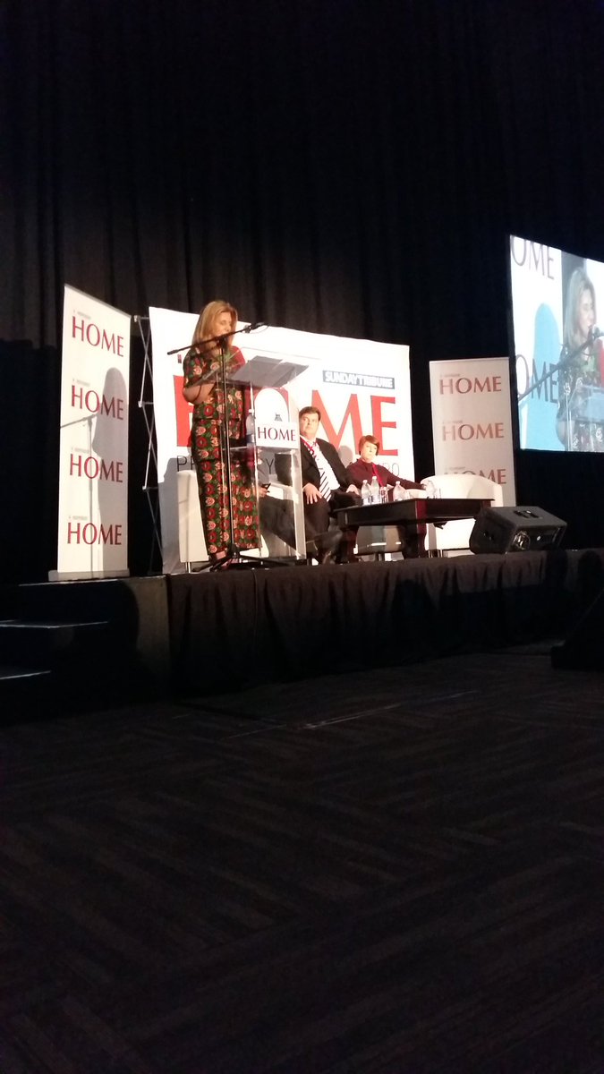 MojoIOL's tweet image. EThekwini deputy mayor encourage people to get into property #EssenceFestDBN #EssenceFestDBN17 @IOL