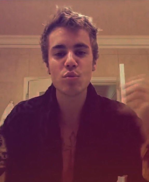 ً (@bestbieberlooks) on Twitter photo 