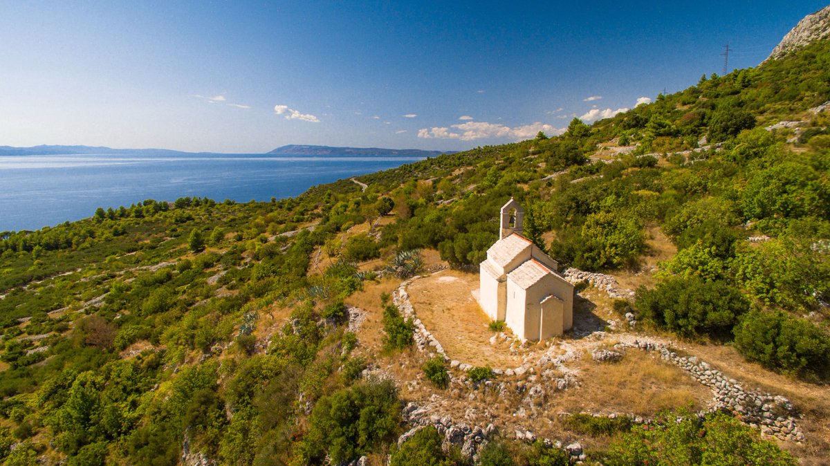 VisitIgrane's tweet photo. Tomorrow at 15:00 hours is holy mass in St. Michael church from 9ct. #SaintMichael #igrane #croatia #CroatiaFullOfLife #visitigrane #culture https://t.co/rORgnPUwj3