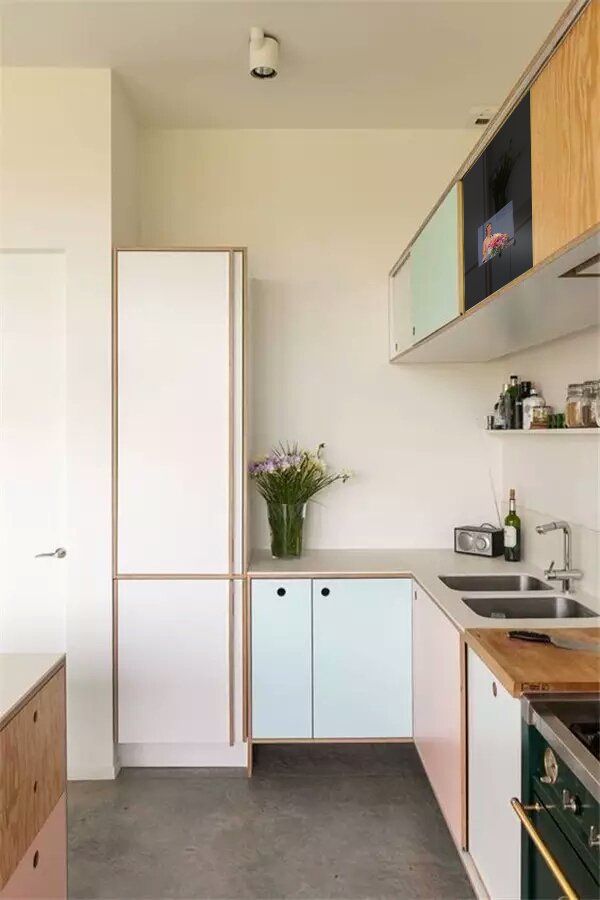 OnlyLiu1's tweet image. kitchen TV