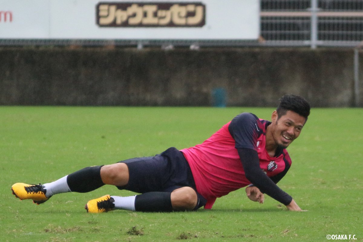 セレッソ大阪オフィシャル Samurai Blue 日本代表 メンバーに選出された山口蛍選手のコメント 今回も日本代表に選んでいただき嬉しいです チームの勝利に貢献できるよう いつも通り自分のプレーをしっかりやりたいと思います Sakuraspectacle