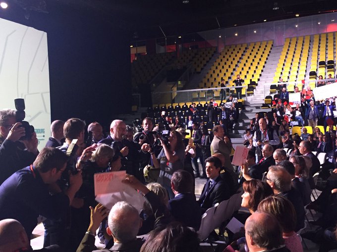 Voir l'image sur Twitter