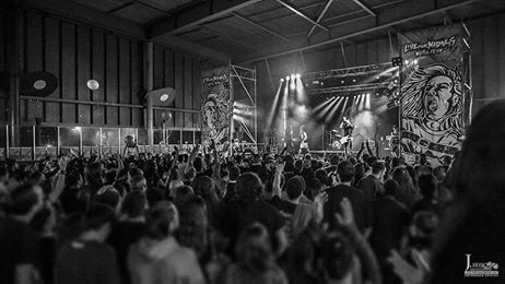 #DistritoNews.Actuaciones <a href="/liveformadness/">Live for Madness</a> de <a href="/CrisixOfficial/">Crisix</a> <a href="/SomasCure/">Somas Cure</a> <a href="/INMUTEBAND/">[IN MUTE]</a> <a href="/MorphiuM_info/">MorphiuM Official</a> <a href="/Talesienoficial/">TálesieN</a>: facebook.com/liveformadness…