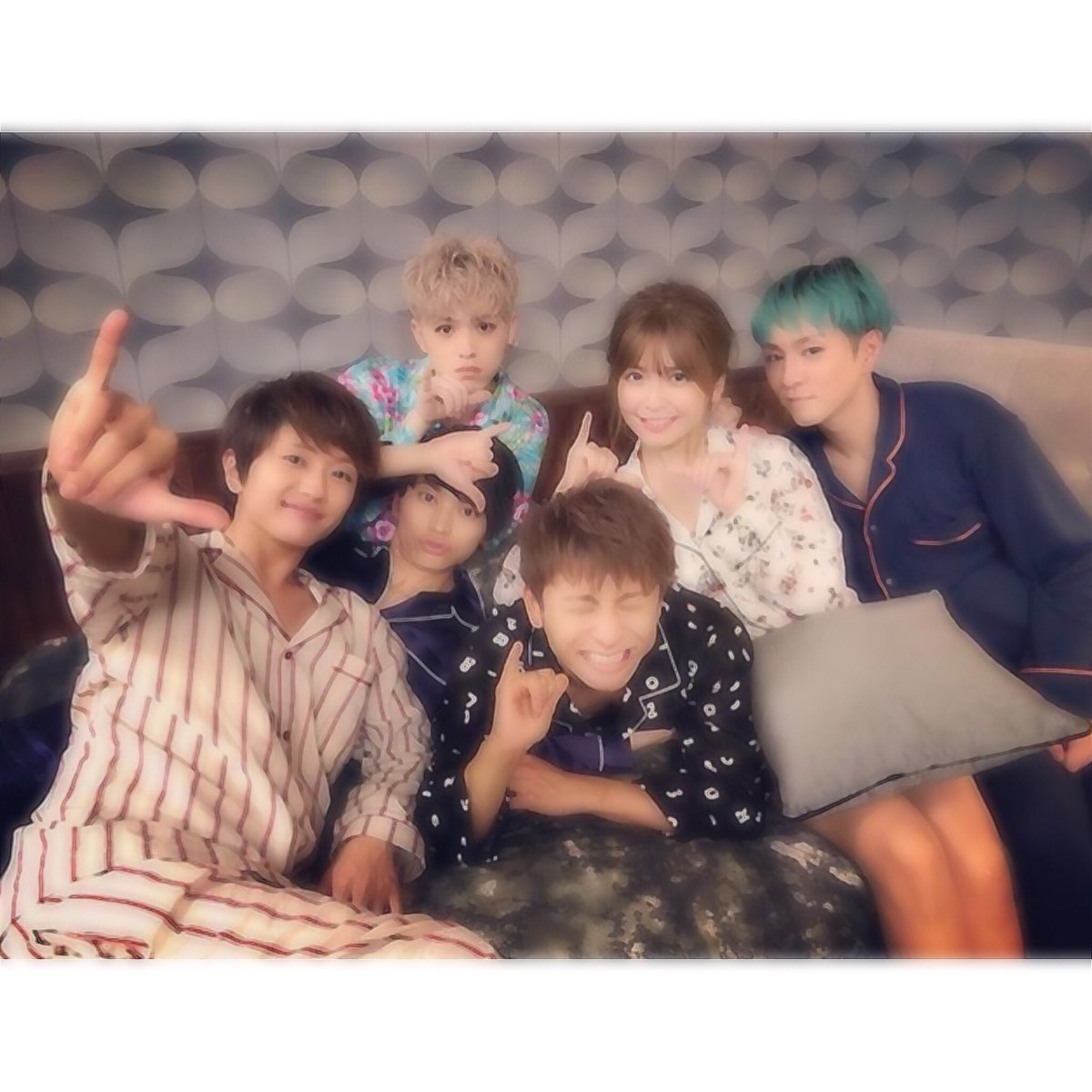 518_039's tweet photo. 可愛いしかっこいいし
最高やん😛💖

ほんまだいすき〜😂💙💙 https://t.co/ONKSYXBNSL