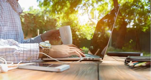 AxelDemal's tweet image. #Teletravail : Demain, tous télétravailleurs ? via @EchosExecutives bit.ly/2xELnIK