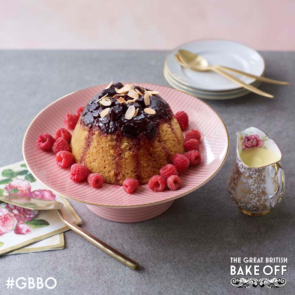 BritishBakeOff's tweet image. Steamy, spongy goodness. Cook up some of the pud stuff with one of our baker's recipes: thegreatbritishbakeoff.co.uk/news-and-recip… #PuddingWeek #GBBO