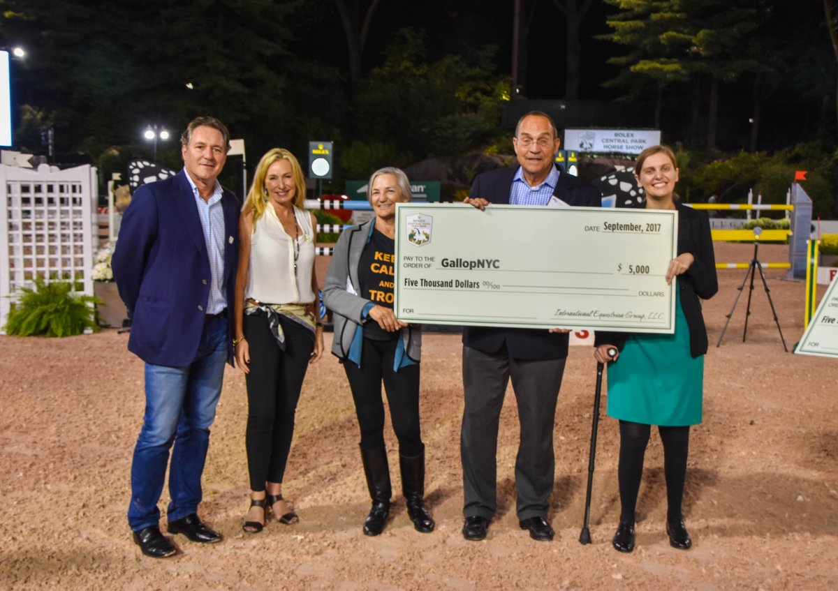 gallopnyc's tweet photo. Thank you @CPHorseShow for this very generous donation. This gift goes directly to provide lessons to #GallopNYC riders. #RCPHS https://t.co/2uCu6DDS1u