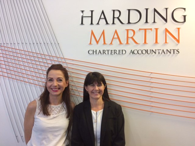 HardingMartinCA's tweet image. This week we welcomed our new receptionist Kerry. After 5 years with HM, Louise will be leaving us to be closer to her family in Melbourne.