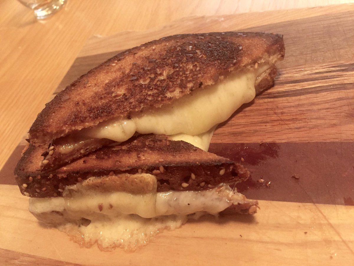 Grilled cheese overflow!! #lefromage