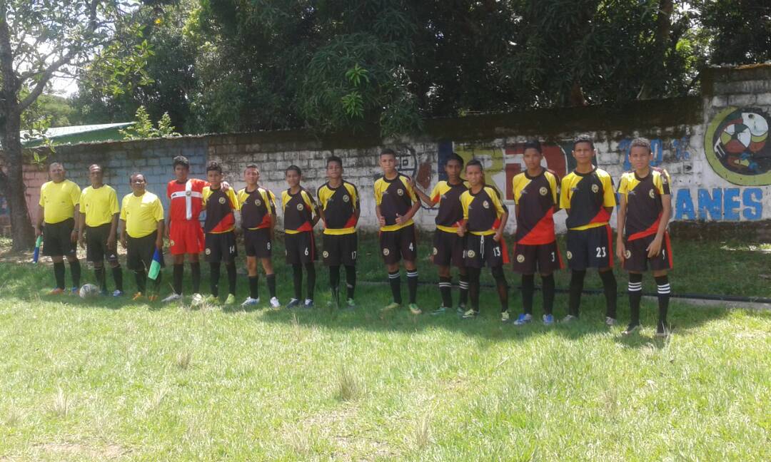 TucanesRRPP's tweet photo. Sub14 de #TucanesFC triunfa por incomparecencia del #TrinidadFC https://t.co/MxivZKmOZS