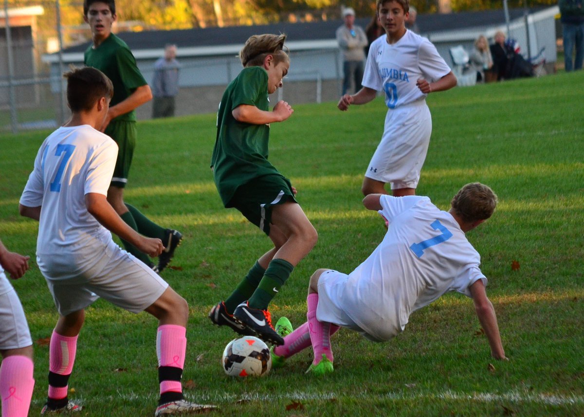 ShenAthletics's tweet photo. Great Pictures from B JV Soccer's final game of the season.  Great job players and coaches. https://t.co/nF9oo5xPS3