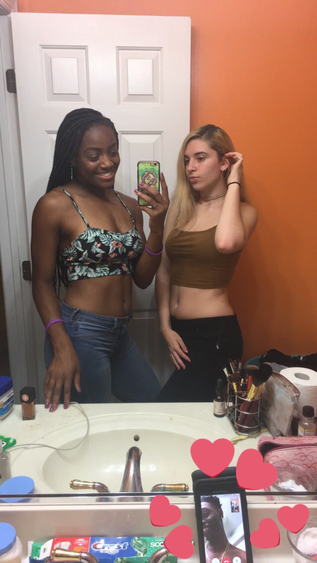 _xofa's tweet image. Just found this in my camera roll, he was on FT gassing us up while we were getting ready LMFAO man I love you forever brother #LLJC #4cook