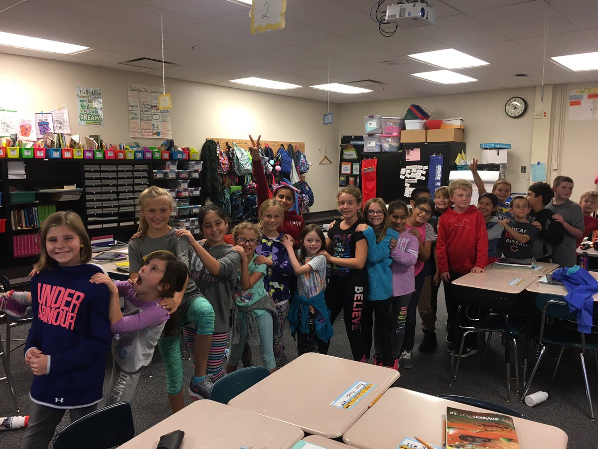 Because sometimes a good conga line is exactly what you need to get through math #movementbreak @Liberty_D135