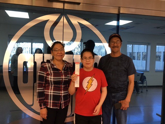 A huge thanks to <a href="/Oil_Foundation/">Oilers Foundation</a> for donating <a href="/EdmontonOilers/">Edmonton Oilers</a> tickets to make Daniel's dream of seeing a game a reality! #Glenrose #yeg